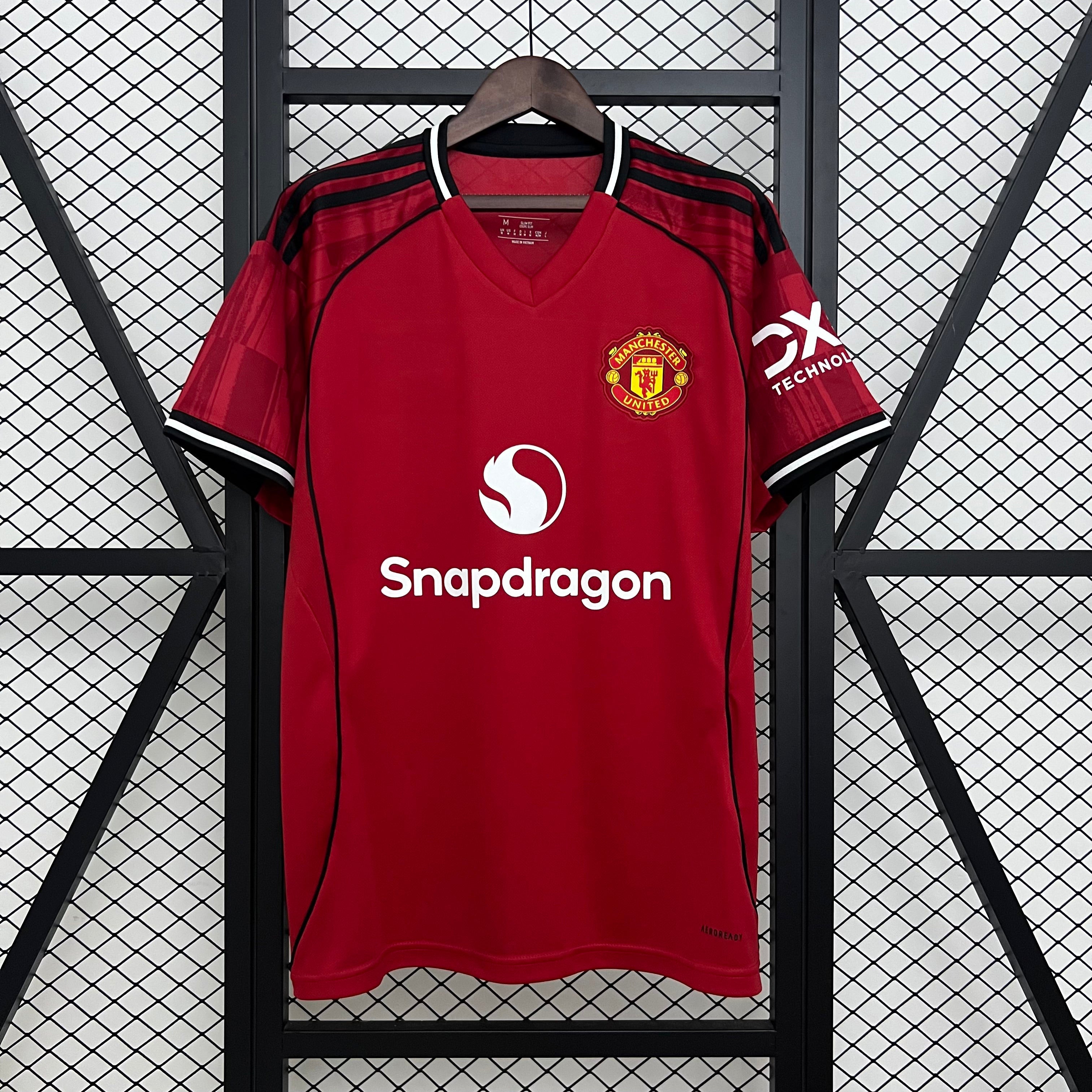 Manchester United 25/26 Home